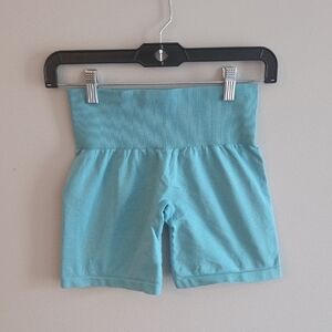 Women's NVGTN Aqua Pro Seamless Shorts